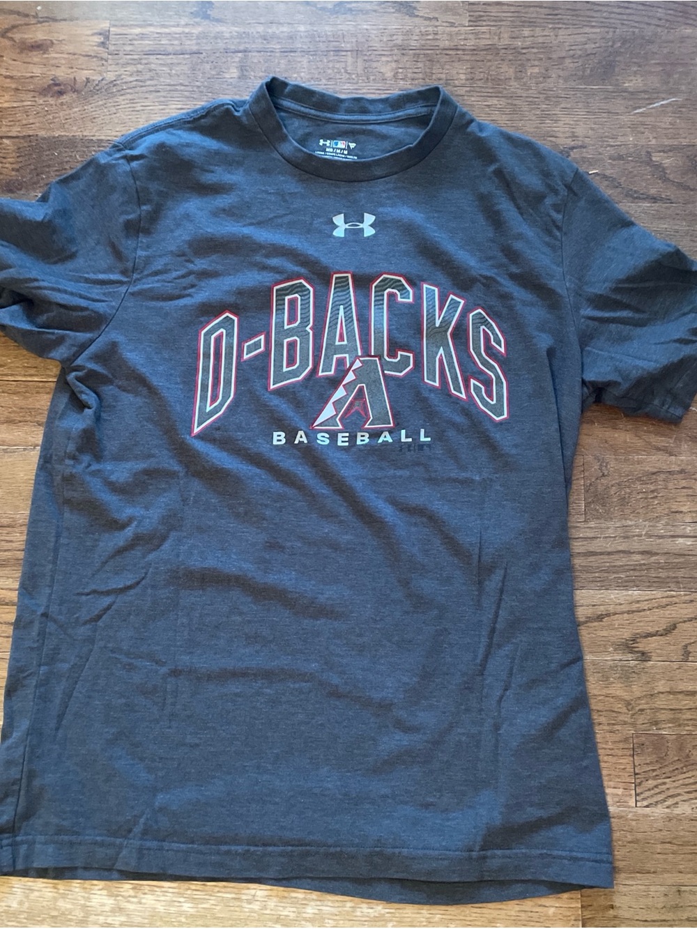 Under Armour D-Backs Baseball Tee - Charcoal with Red Accents size medium
